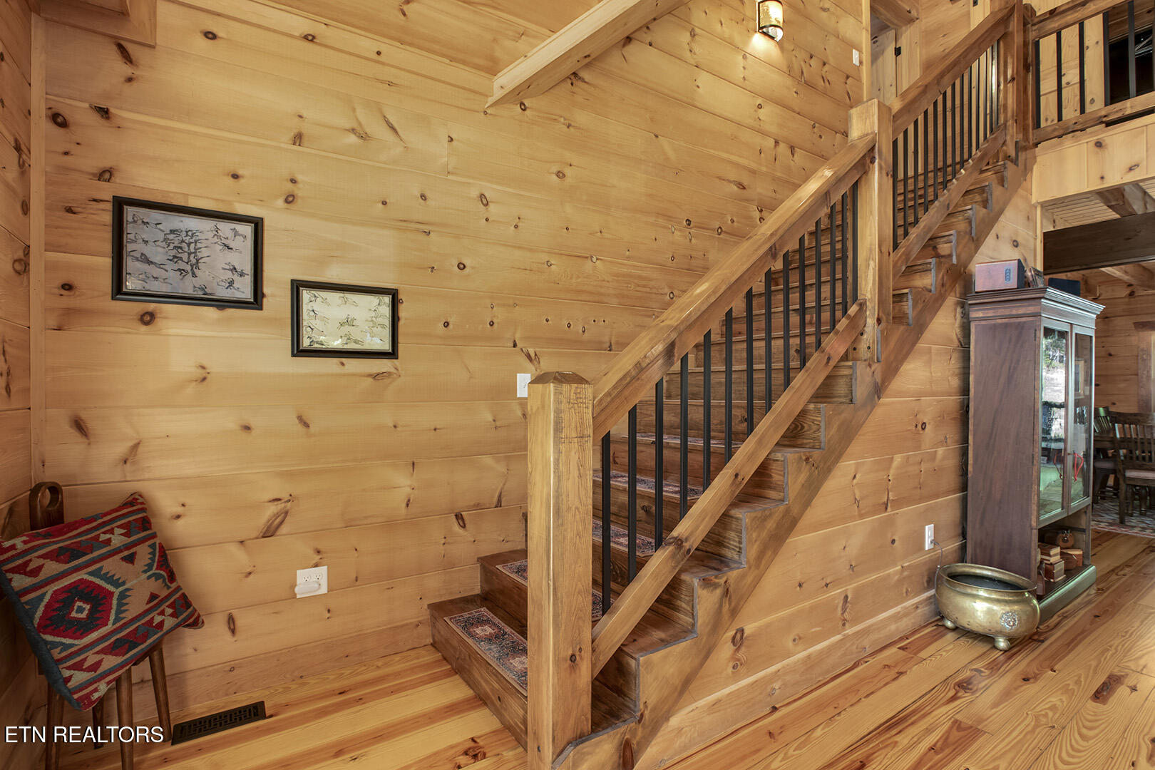 100 Eagle Ridge Road Rockwood, TN 37854 - Photo 28 of 60 28_EagleRidgeRoad_100_StairsUp
