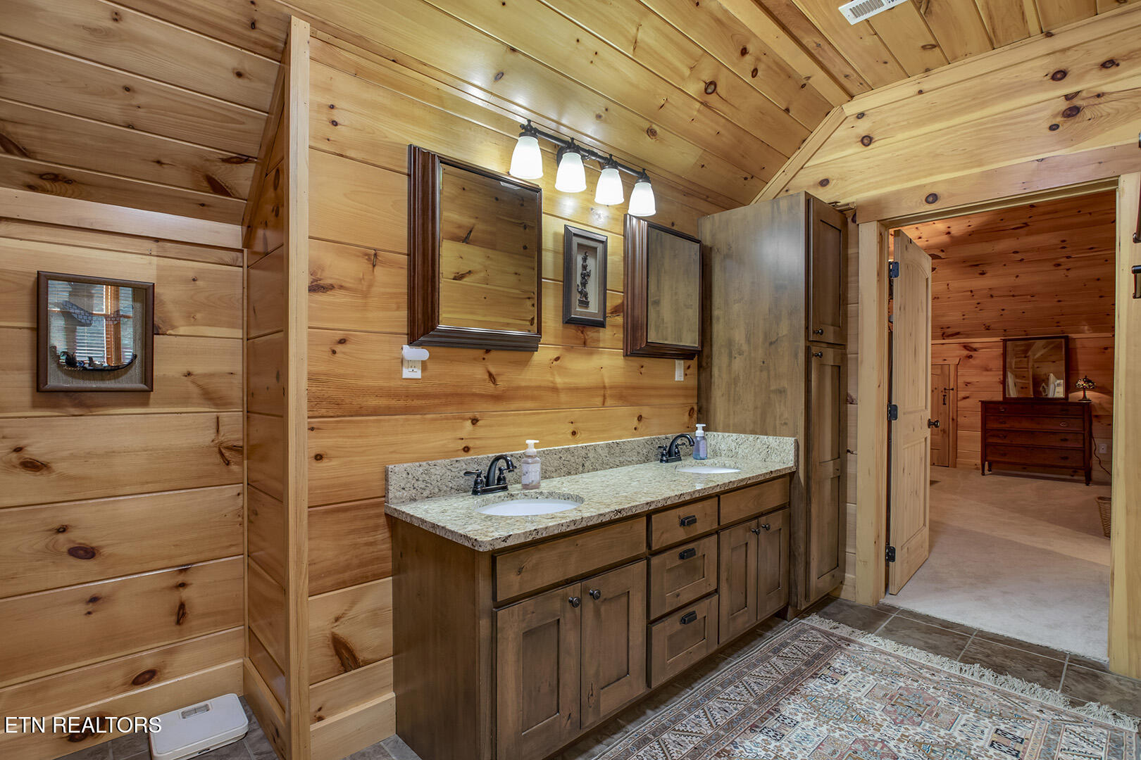 100 Eagle Ridge Road Rockwood, TN 37854 - Photo 37 of 60 37_EagleRidgeRoad_100_GuestBath1_01