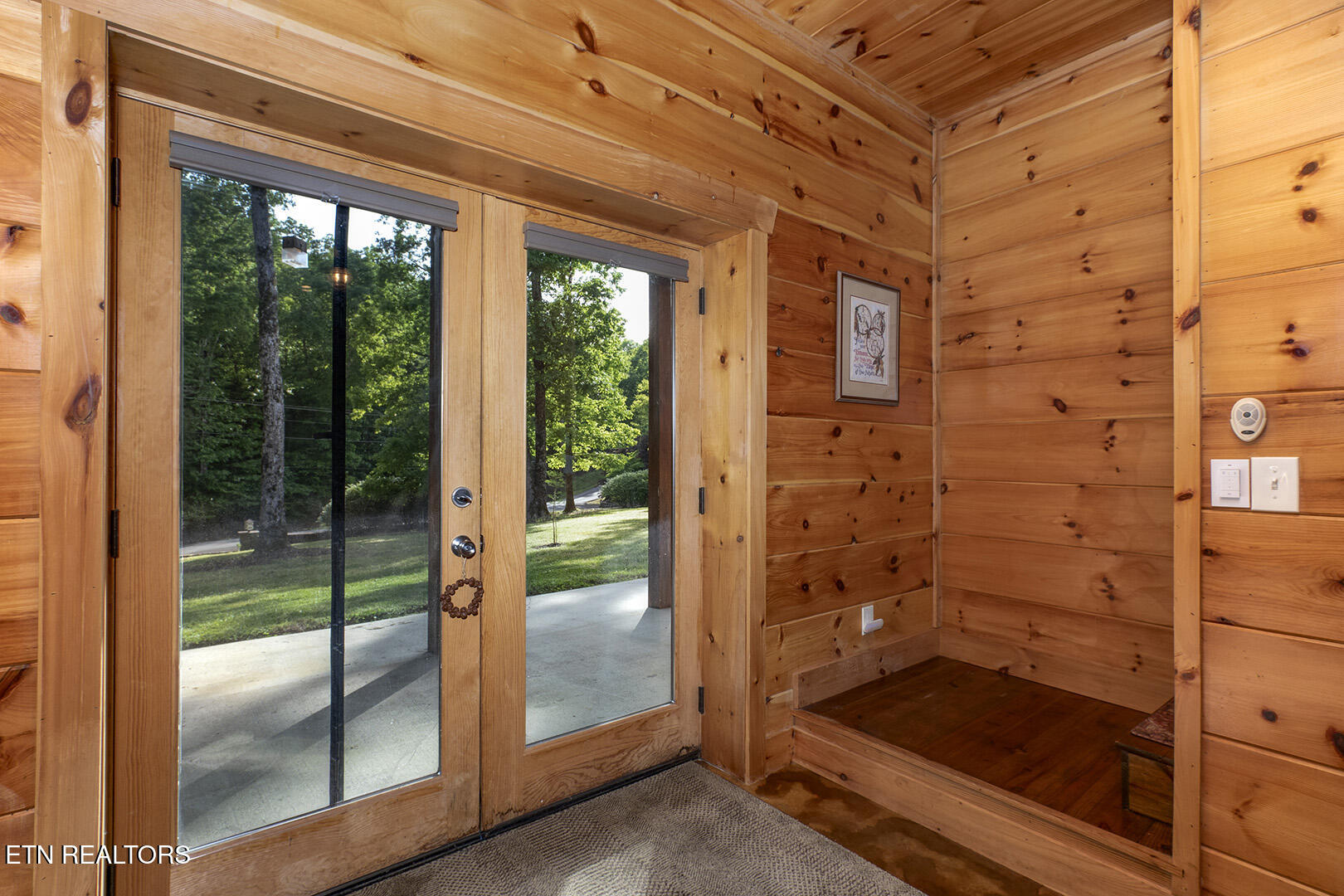 100 Eagle Ridge Road Rockwood, TN 37854 - Photo 54 of 60 54_EagleRidgeRoad_100_PatioExit