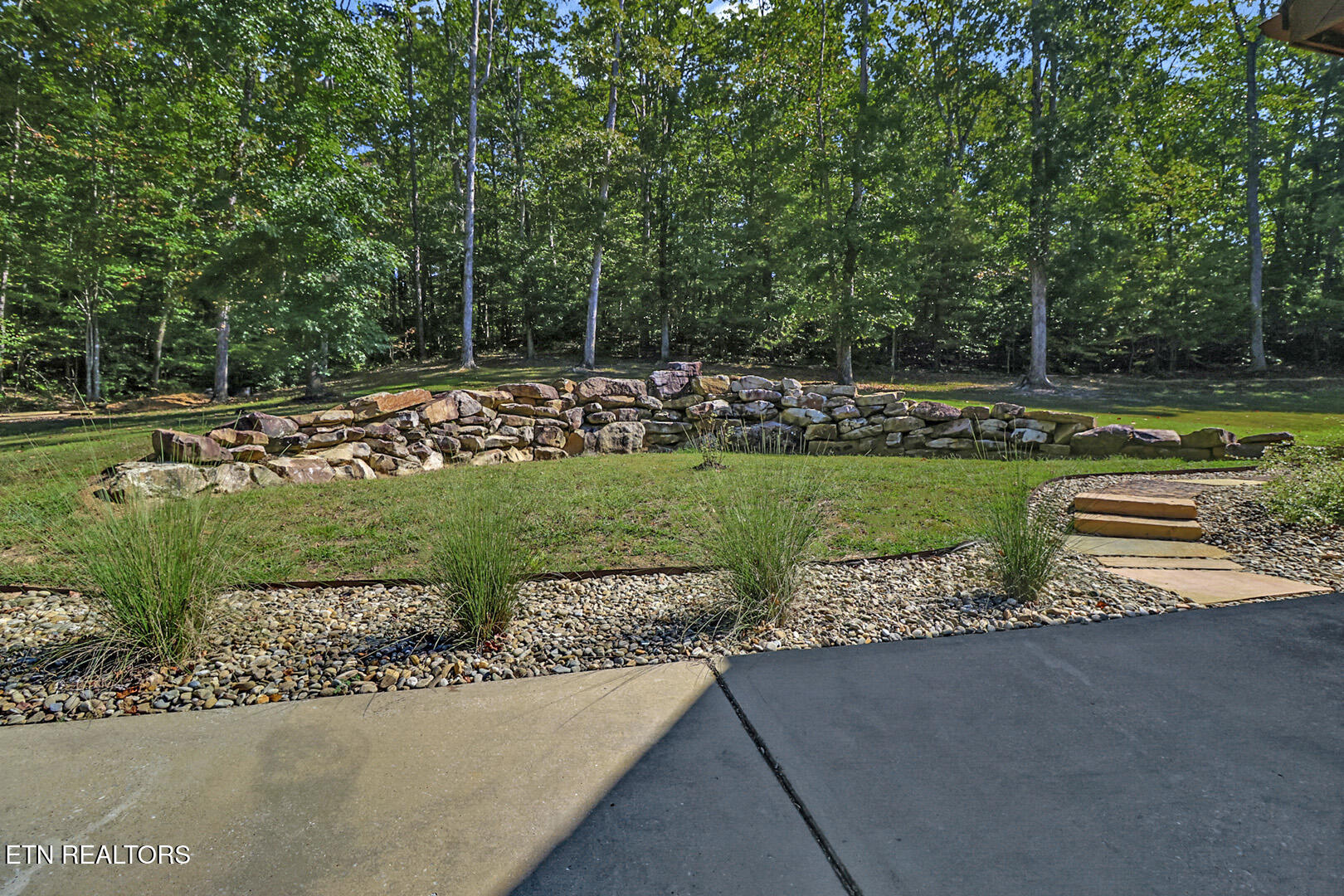 100 Eagle Ridge Road Rockwood, TN 37854 - Photo 57 of 60 57_EagleRidgeRoad_100_GardenWall