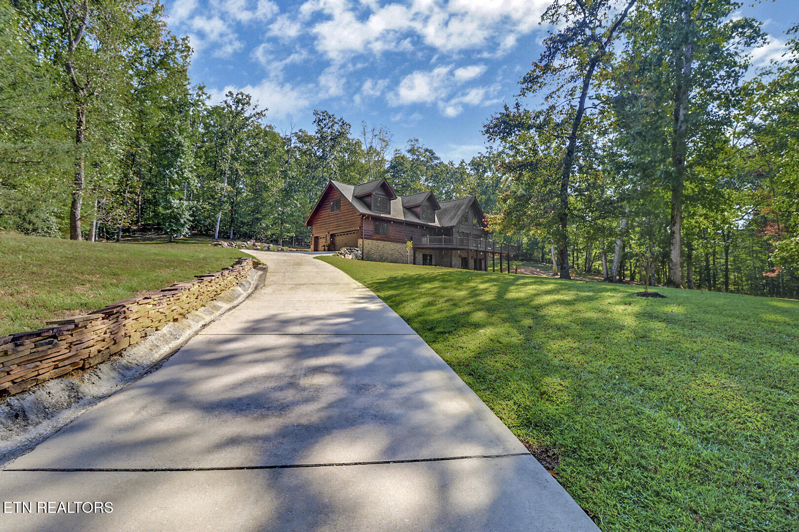 100 Eagle Ridge Road Rockwood, TN 37854 - Photo 59 of 60 59_EagleRidgeRoad_100_DriveApproachStree