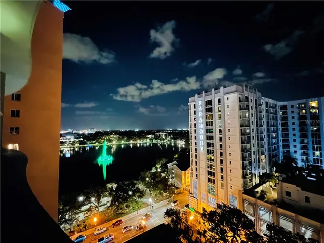 $2,800 | 322 East Central Boulevard, Unit 2013, Orlando, FL 32801