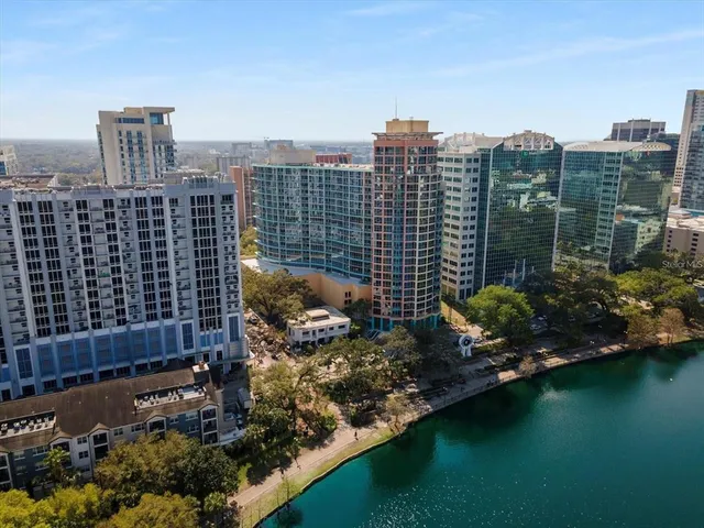 $2,800 | 322 East Central Boulevard, Unit 2013, Orlando, FL 32801