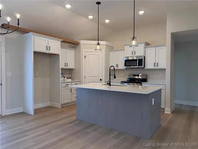 $384,900 | 2608 Vineyard Way, Unit LOT 227, Memphis, IN 47143