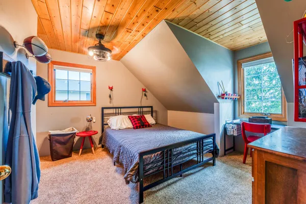 $939,900 | 6914 Bemidji Avenue North, Bemidji, MN 56601