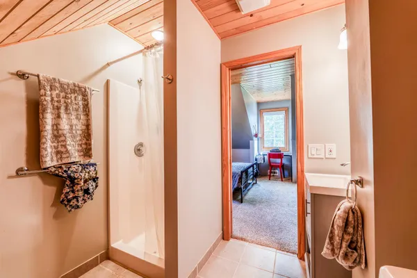 $939,900 | 6914 Bemidji Avenue North, Bemidji, MN 56601