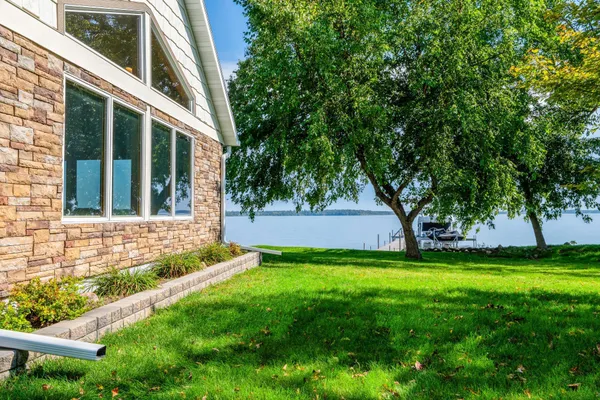 $939,900 | 6914 Bemidji Avenue North, Bemidji, MN 56601