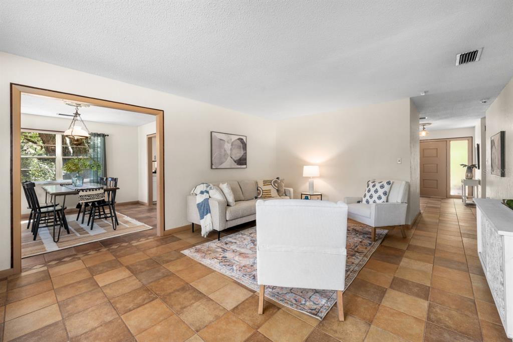 8118 Southwest 1st Place Gainesville, FL 32607 - Photo 17 of 48