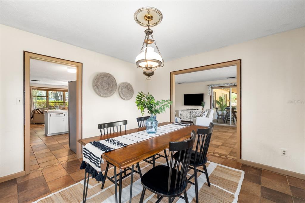 8118 Southwest 1st Place Gainesville, FL 32607 - Photo 28 of 48