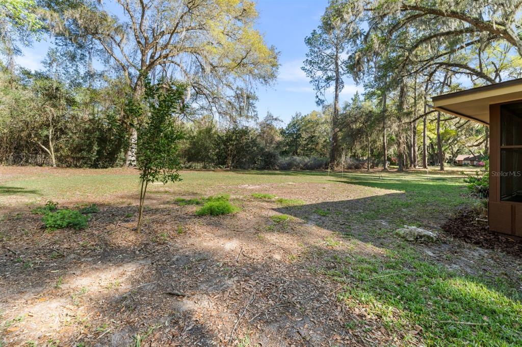 8118 Southwest 1st Place Gainesville, FL 32607 - Photo 33 of 48