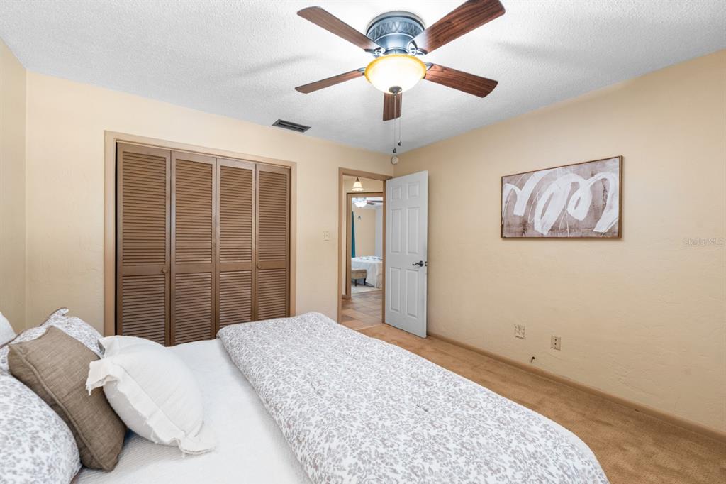 8118 Southwest 1st Place Gainesville, FL 32607 - Photo 9 of 48