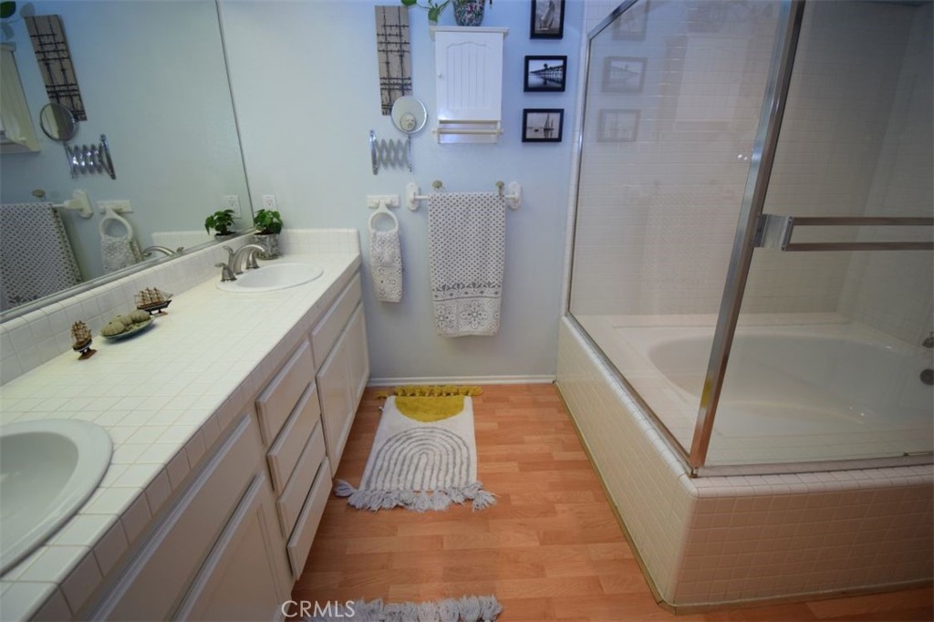 17 La Paloma Dana Point, CA 92629 - Photo 19 of 36 Master Bathroom