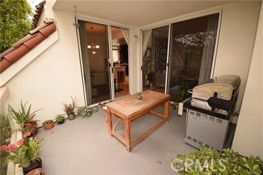 17 La Paloma Dana Point, CA 92629 - Photo 9 of 36 Patio with double entry