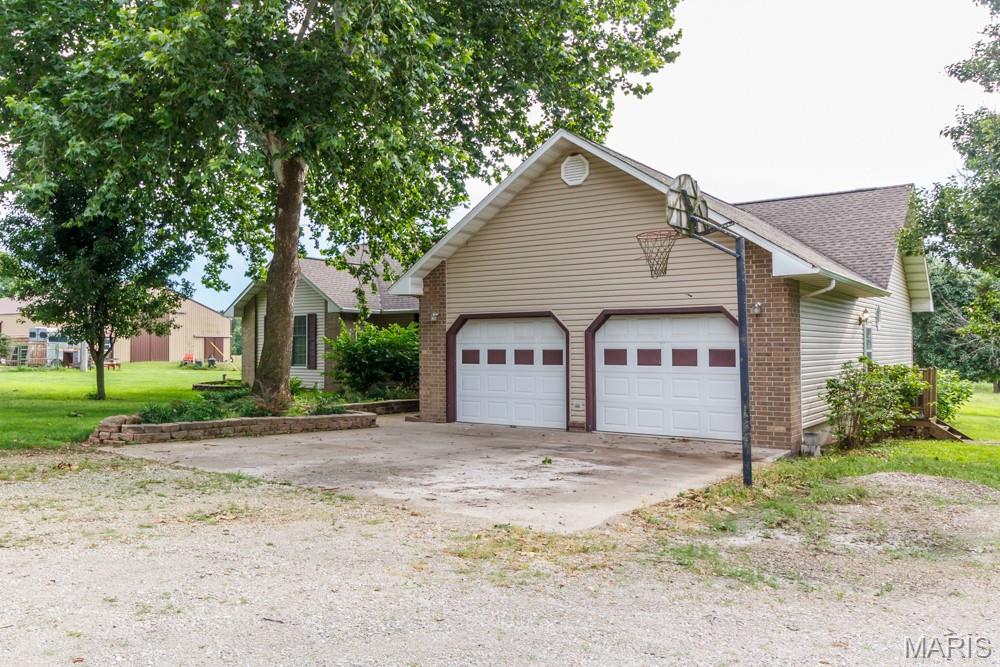 235 Springfield Road Buffalo, MO 65622 - Photo 35 of 47