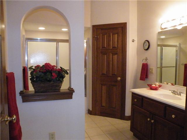 550 Northfield Road Plainfield, IN 46168 - Photo 10 of 12 Gallery Image 10
