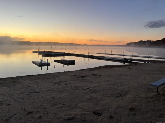 $219,900 | 34 Gardner Lake Heights, Salem, CT 06420