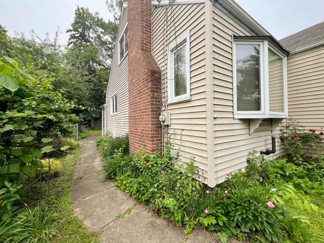 $422,100 | 110 Wilkins Avenue, Bridgeport, CT 06606