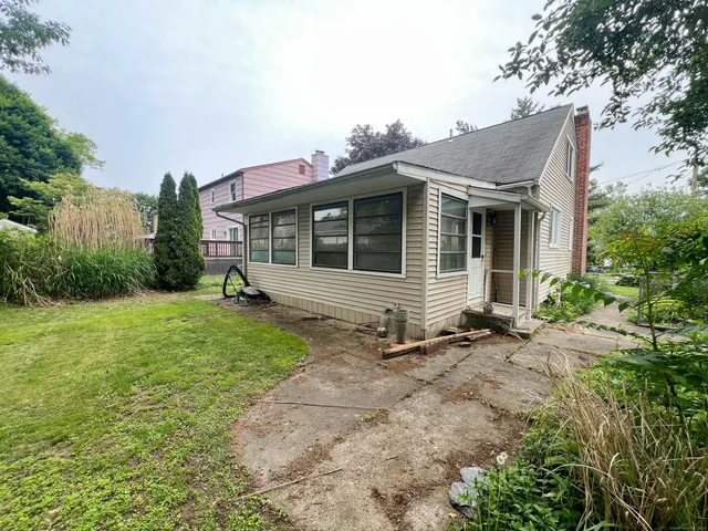 $422,100 | 110 Wilkins Avenue, Bridgeport, CT 06606