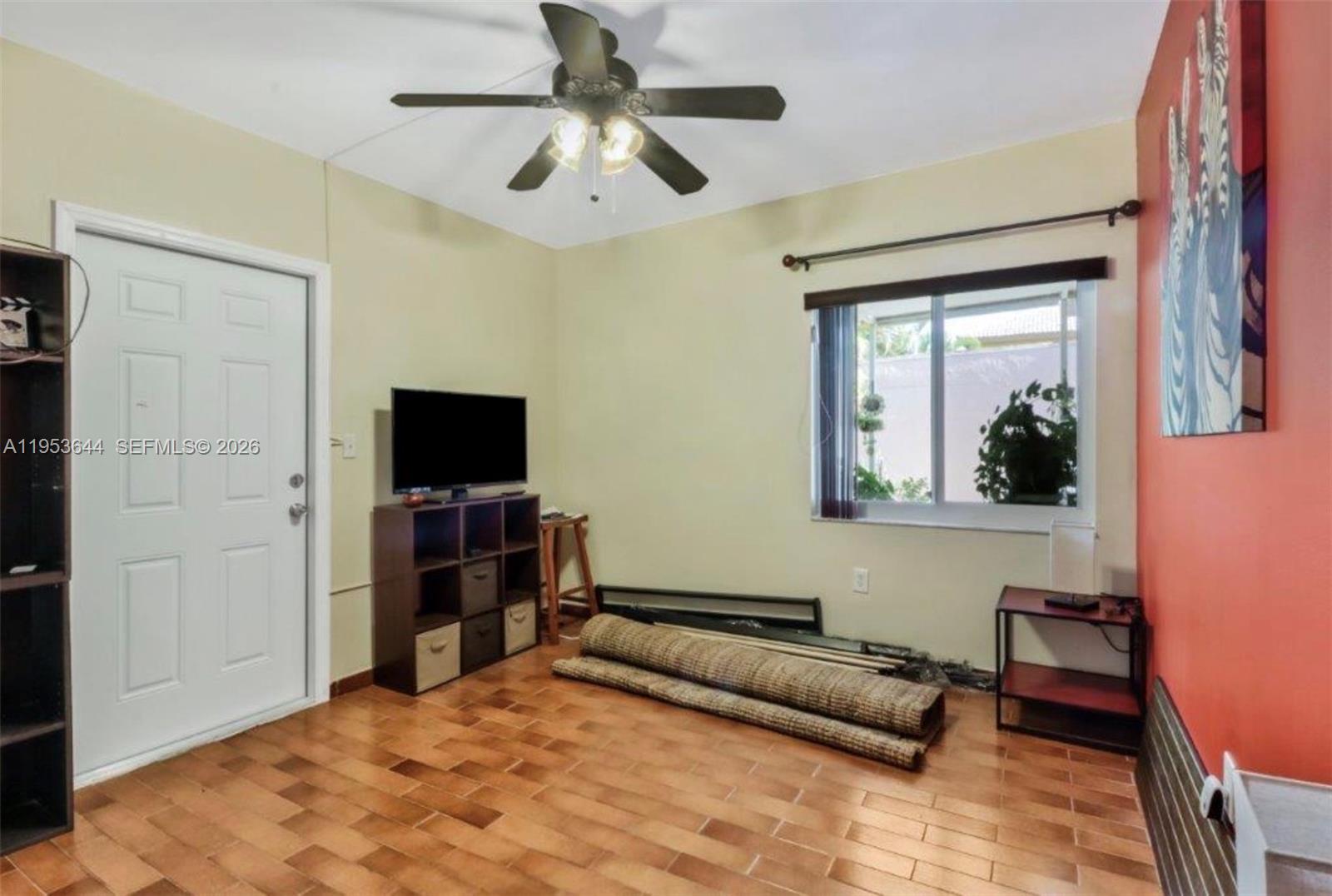 12415 Northwest 7th Street Miami, FL 33182 - Photo 13 of 52 In Law Quarters