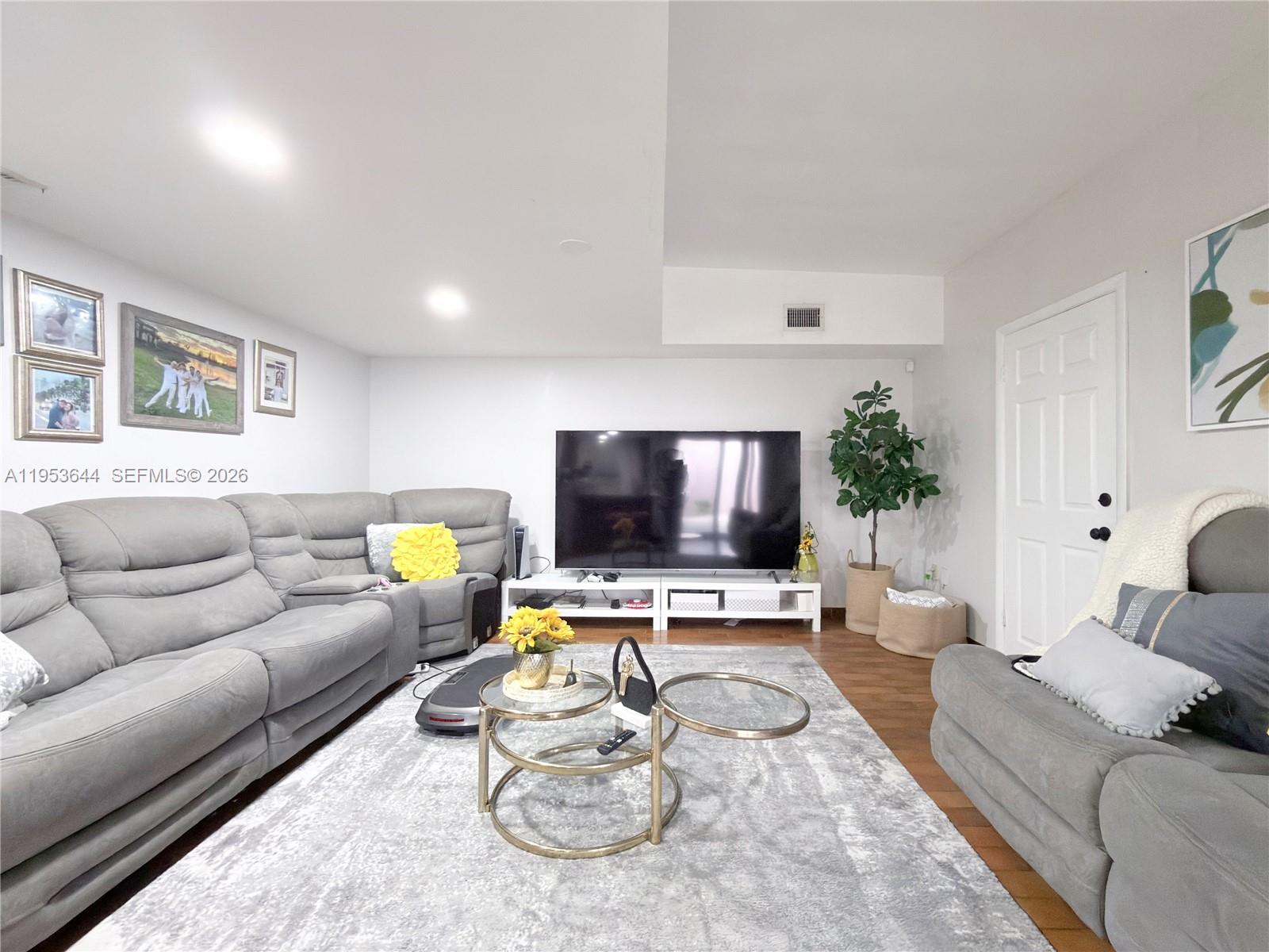 12415 Northwest 7th Street Miami, FL 33182 - Photo 19 of 52