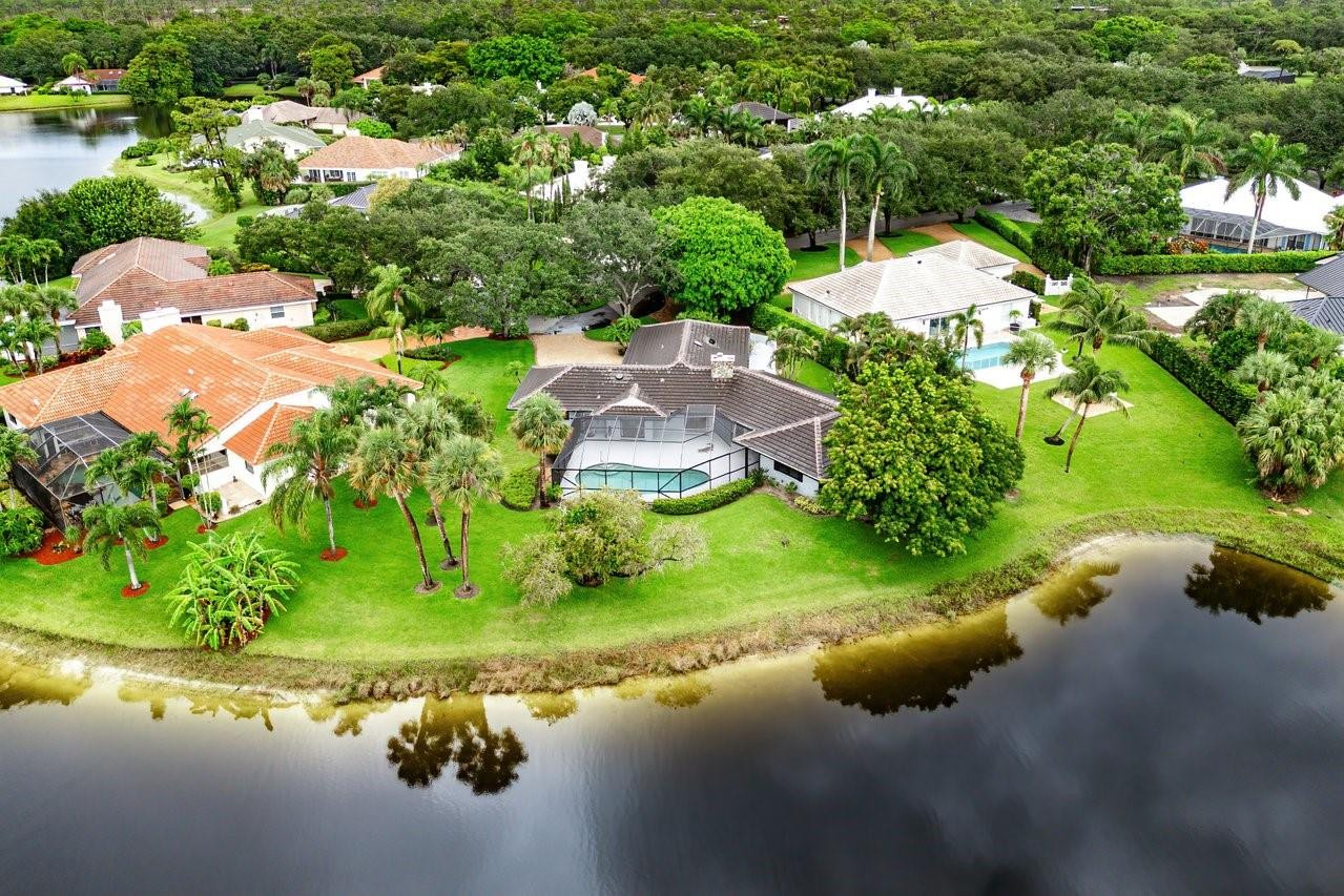 10158 Southeast Acorn Way Jupiter, FL 33469 - Photo 33 of 39 Photo 33