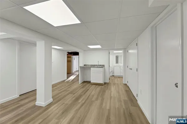 $799,000 | 10 Lake Drive West, Wayne, NJ 07470