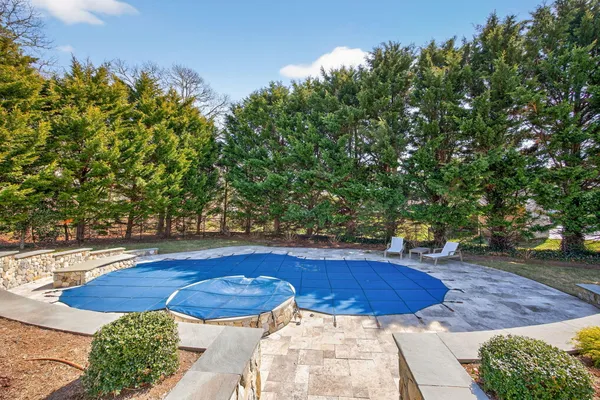 a view of a house with outdoor space