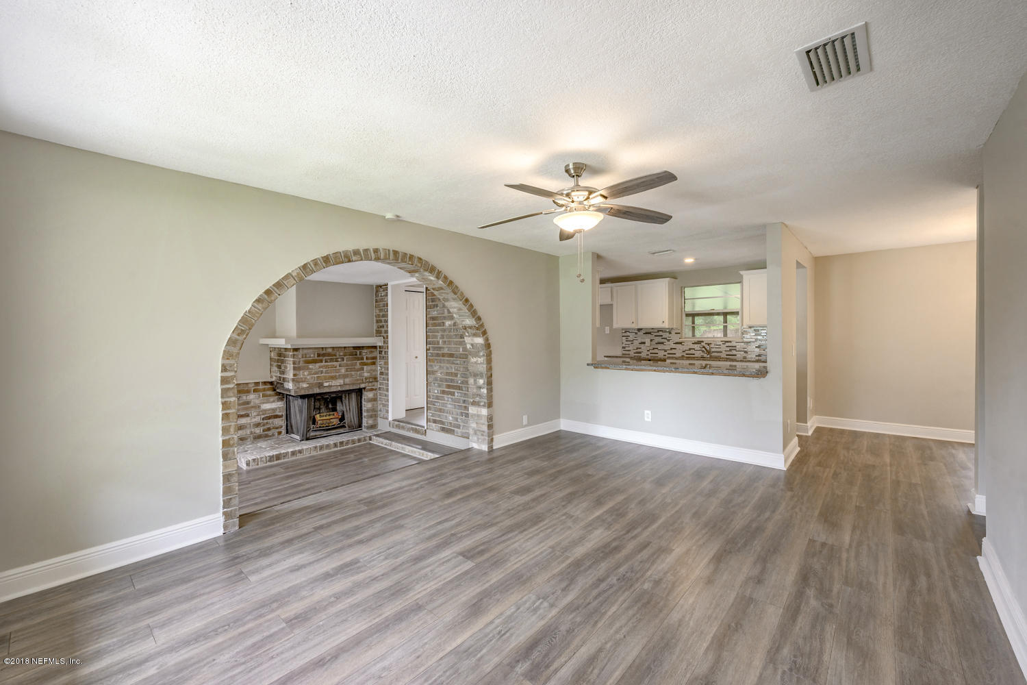 10325 Dobell Road Jacksonville, FL 32246 - Photo 8 of 30 10325 Dobell Rd_32246-8