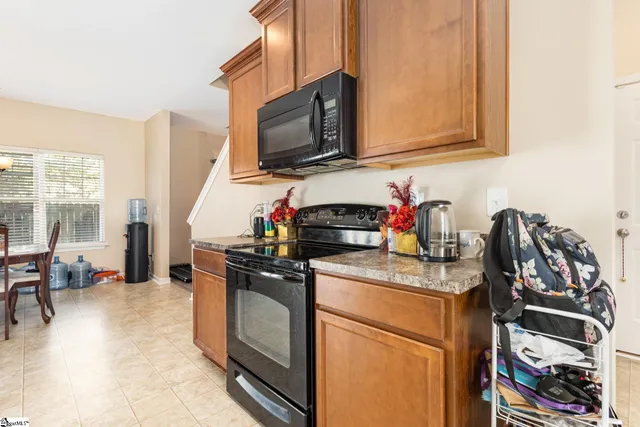 $279,900 | 214 Rivers Edge Circle, Simpsonville, SC 29680