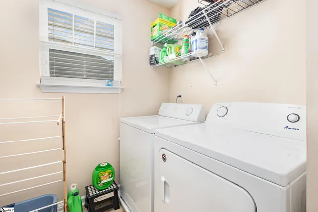 $279,900 | 214 Rivers Edge Circle, Simpsonville, SC 29680