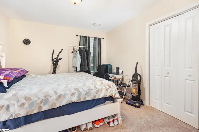 $279,900 | 214 Rivers Edge Circle, Simpsonville, SC 29680