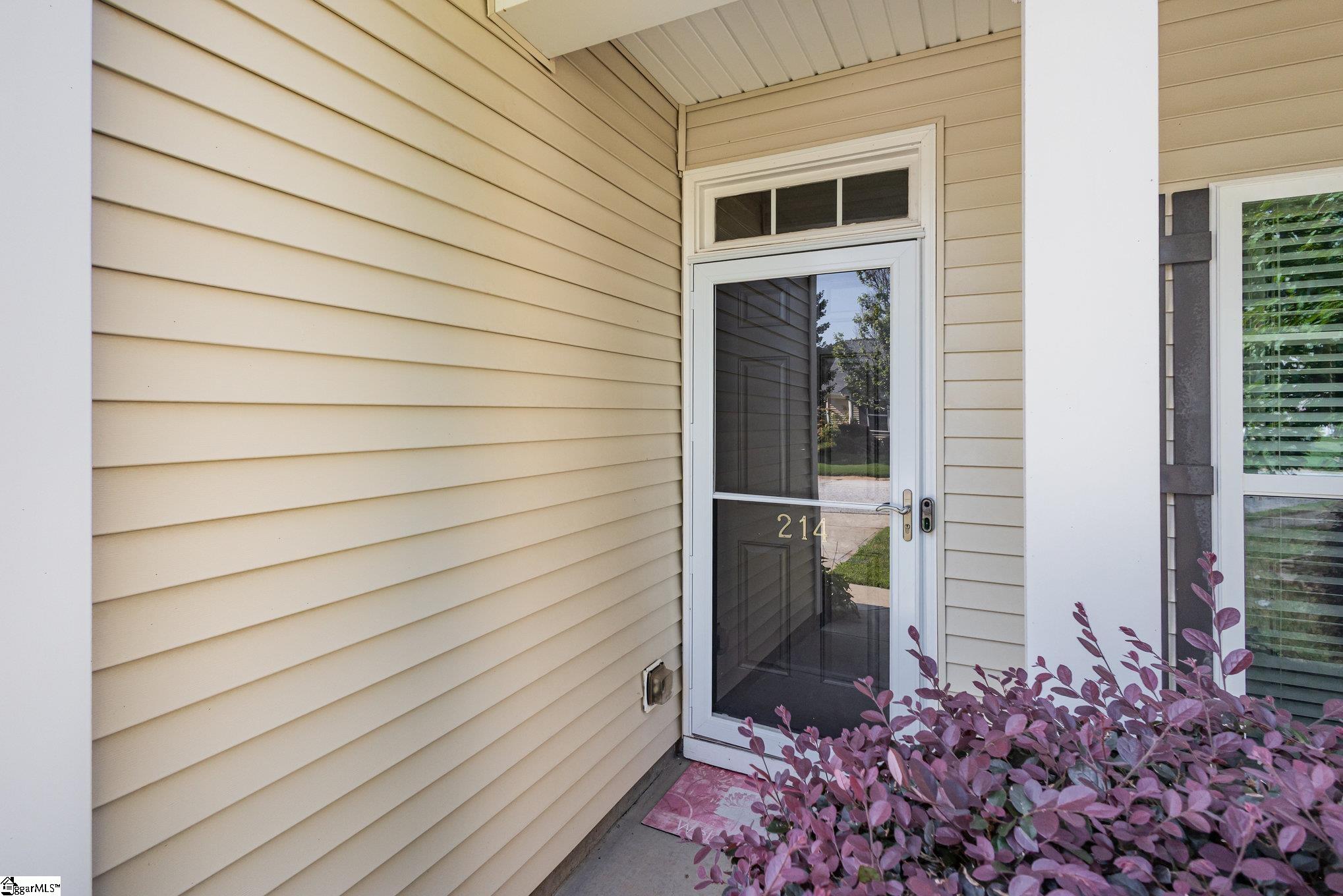 214 Rivers Edge Circle Simpsonville, SC 29680 - Photo 4 of 29