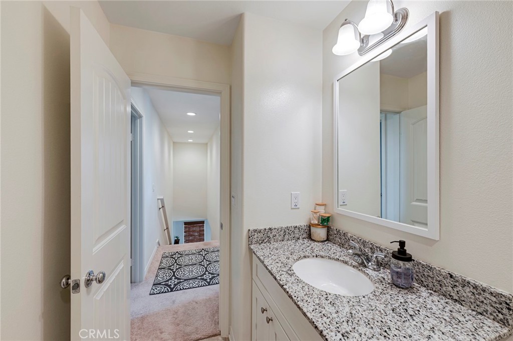 14229 Revana Lane Beaumont, CA 92223 - Photo 24 of 45 Bathroom