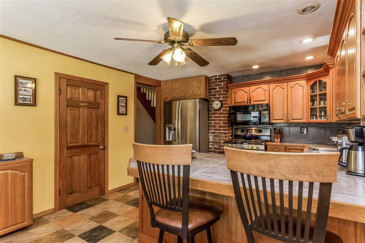 59 North Shore Road Derry, NH 03038 - Photo 21 of 34