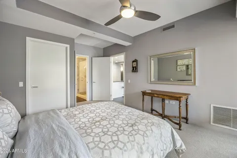 $525,000 | 7161 East Rancho Vista Drive, Unit 2008, Scottsdale, AZ 85251