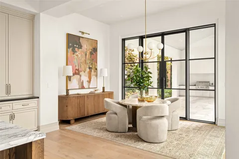 $8,750,000 | 2331 Drexel Circle, Houston, TX 77027