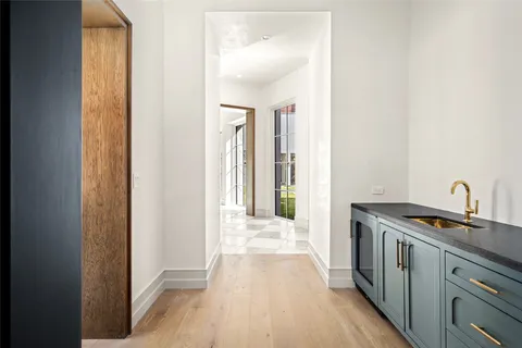 $8,750,000 | 2331 Drexel Circle, Houston, TX 77027