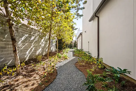 $8,750,000 | 2331 Drexel Circle, Houston, TX 77027