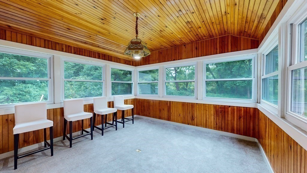 69 Pilgrim Road Concord, MA 01742 - Photo 9 of 27 Gallery Image 9