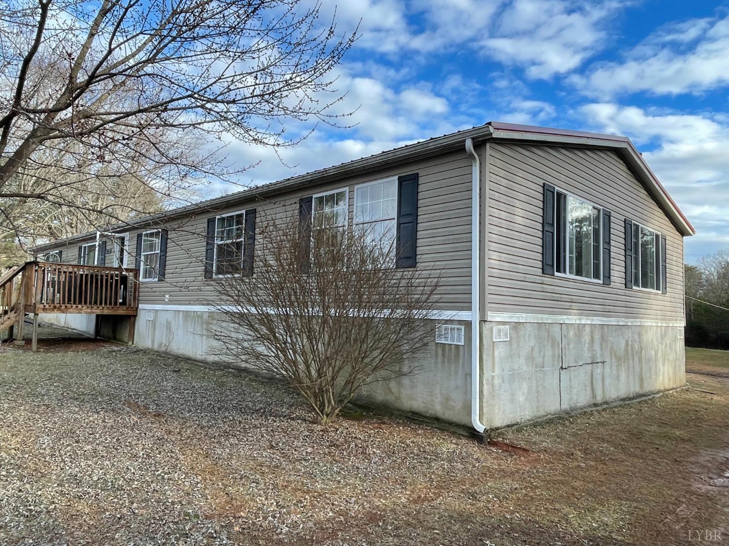 6260 Joppa Mill Road Moneta, VA 24121 - Photo 2 of 42 Gallery Image 2