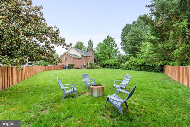 $1,350,000 | 9326 Mt Vernon Circle, Alexandria, VA 22309