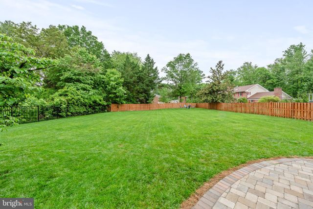 $1,350,000 | 9326 Mt Vernon Circle, Alexandria, VA 22309