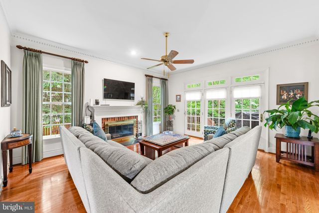 $1,350,000 | 9326 Mt Vernon Circle, Alexandria, VA 22309