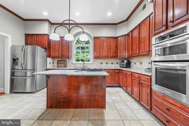 $1,350,000 | 9326 Mt Vernon Circle, Alexandria, VA 22309