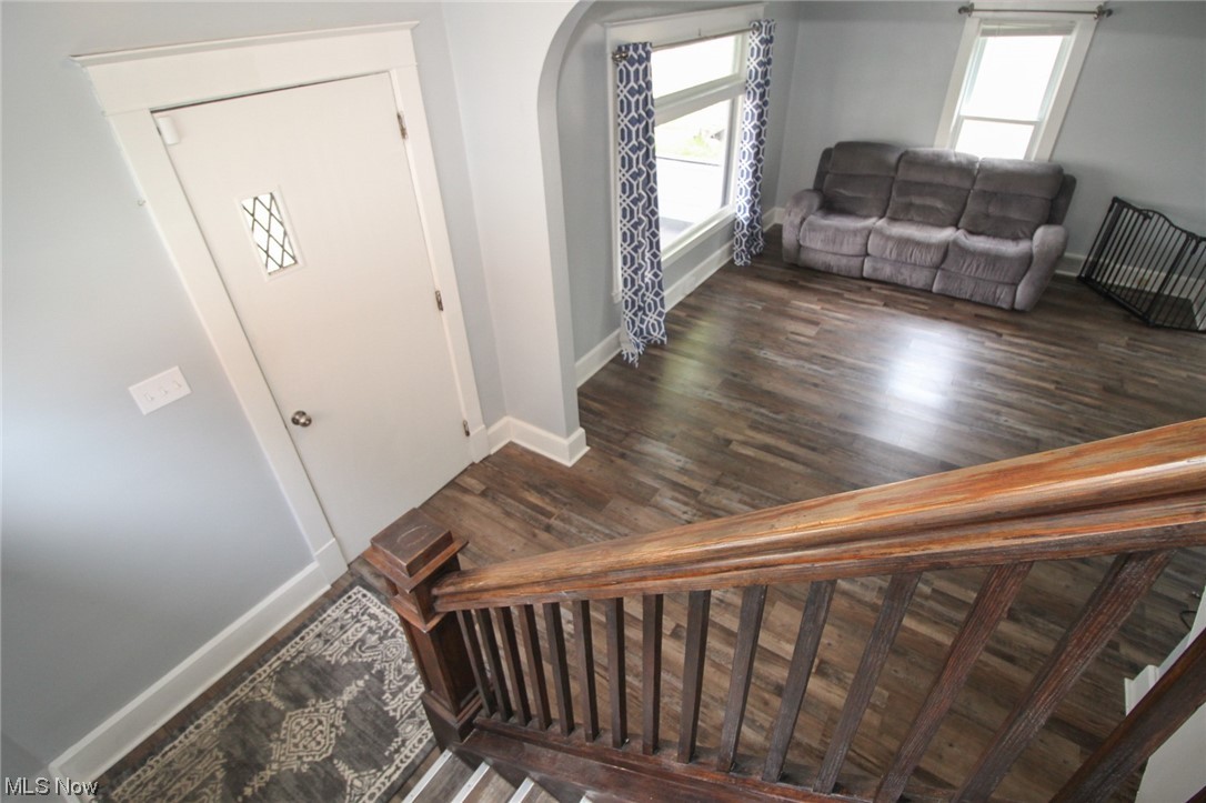 102 Creed Street Struthers, OH 44471 - Photo 4 of 32 Gallery Image 4