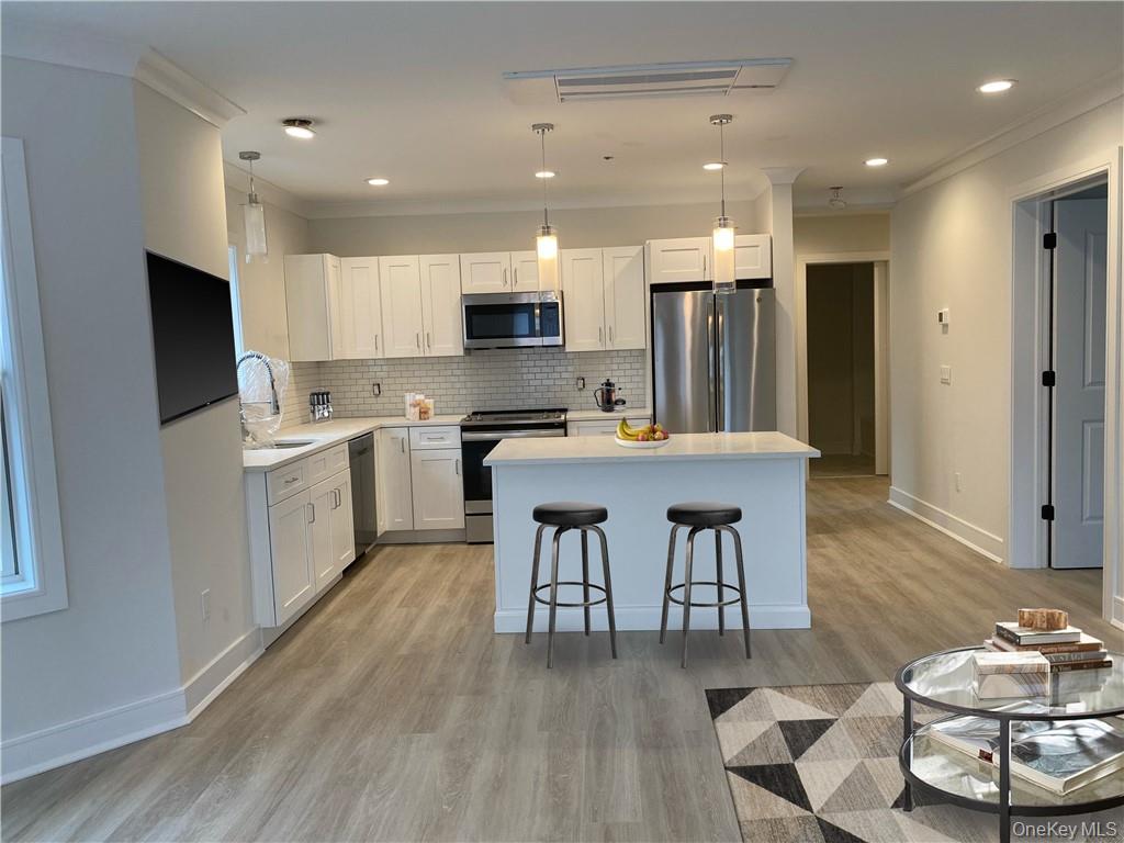 91 Bedford Road, Unit 2A Chappaqua, NY 10514 - Photo 3 of 16 Virtually Staged