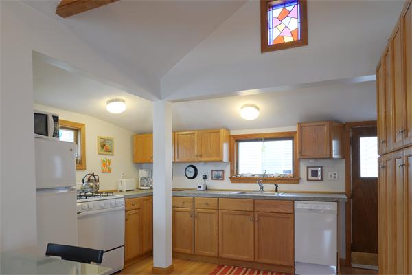 2 Fallon Way Nahant, MA 01908 - Photo 3 of 25 Gallery Image 3