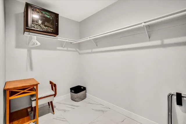 $4,995 | 200 East Racquet Club Road, Unit 31, Palm Springs, CA 92262