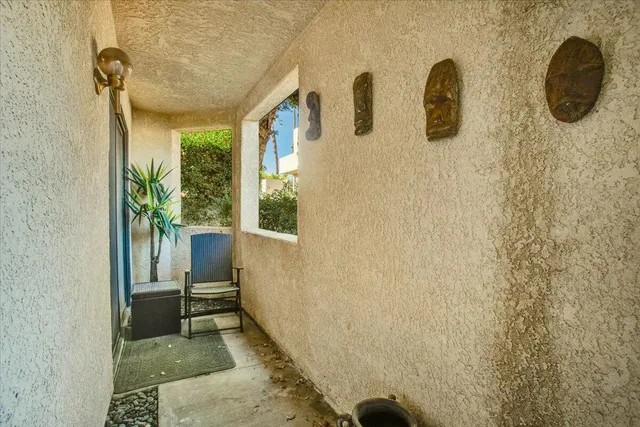 $4,995 | 200 East Racquet Club Road, Unit 31, Palm Springs, CA 92262