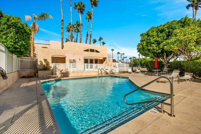 $4,995 | 200 East Racquet Club Road, Unit 31, Palm Springs, CA 92262